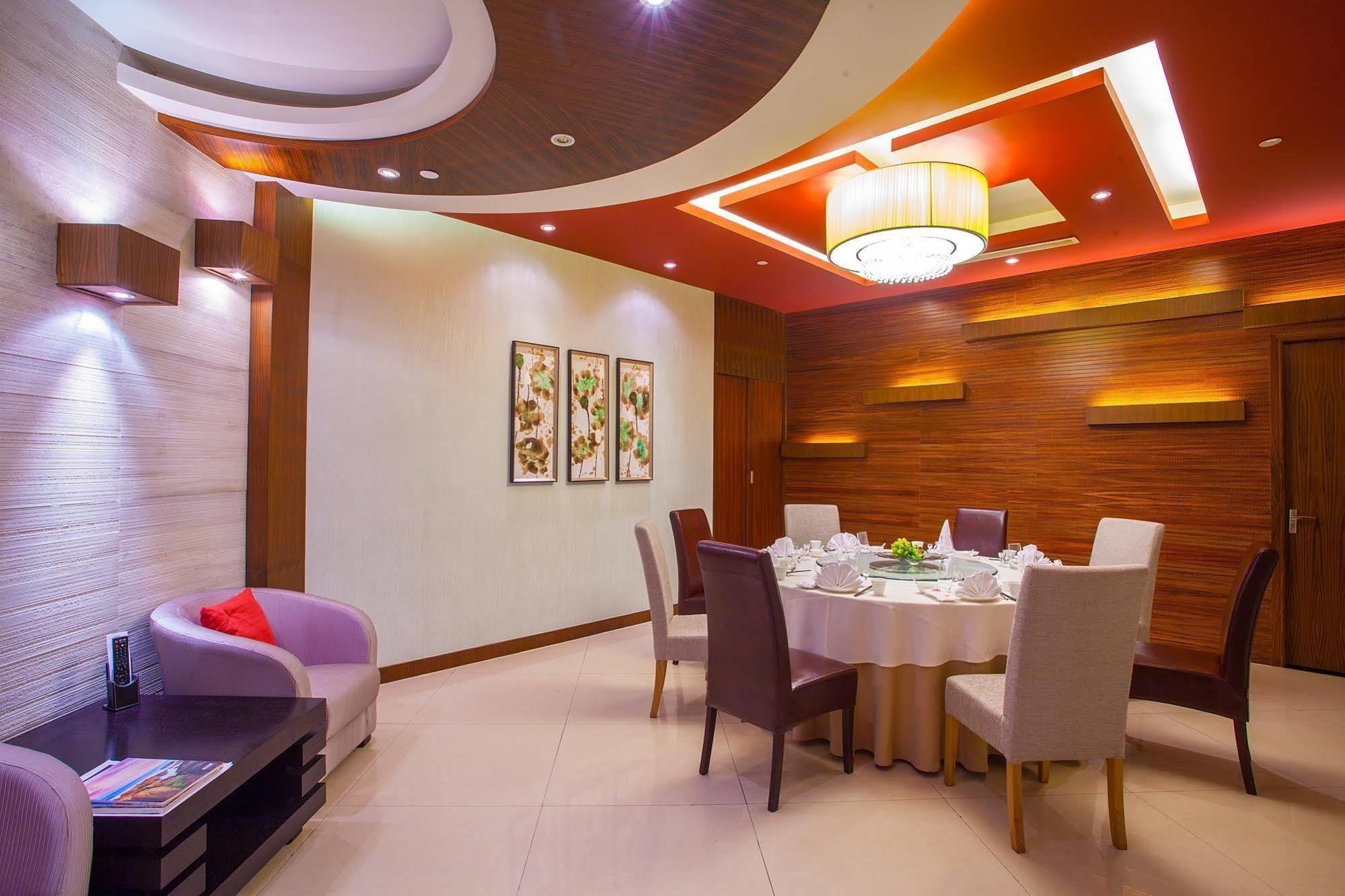 Yun-Zen Jinling World Trade Plaza Hotel Shijiazhuang Extérieur photo